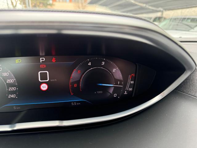 PEUGEOT 5008 BlueHDi 130CV EAT8 Allure Pack KM.0