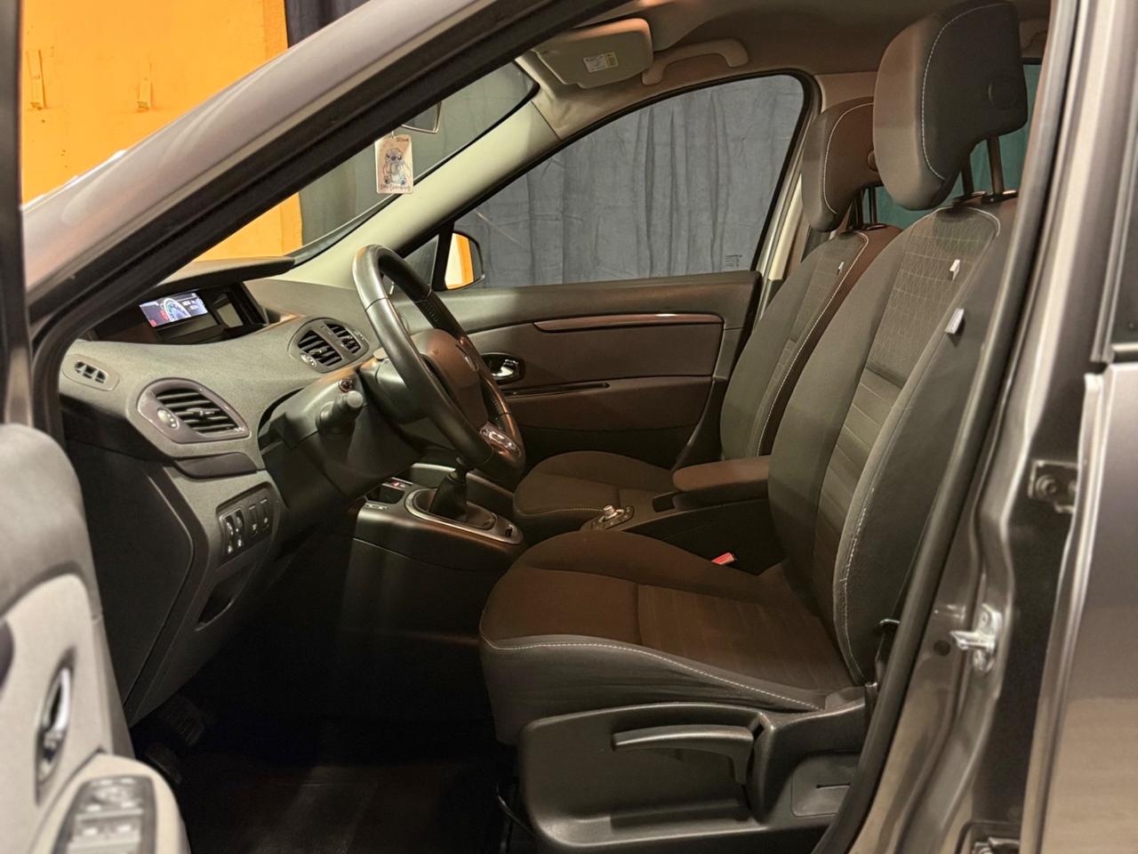 INCREDIBILE RENAULT SCENIC XMOD IN CONDIZIONI ECCELLENTI