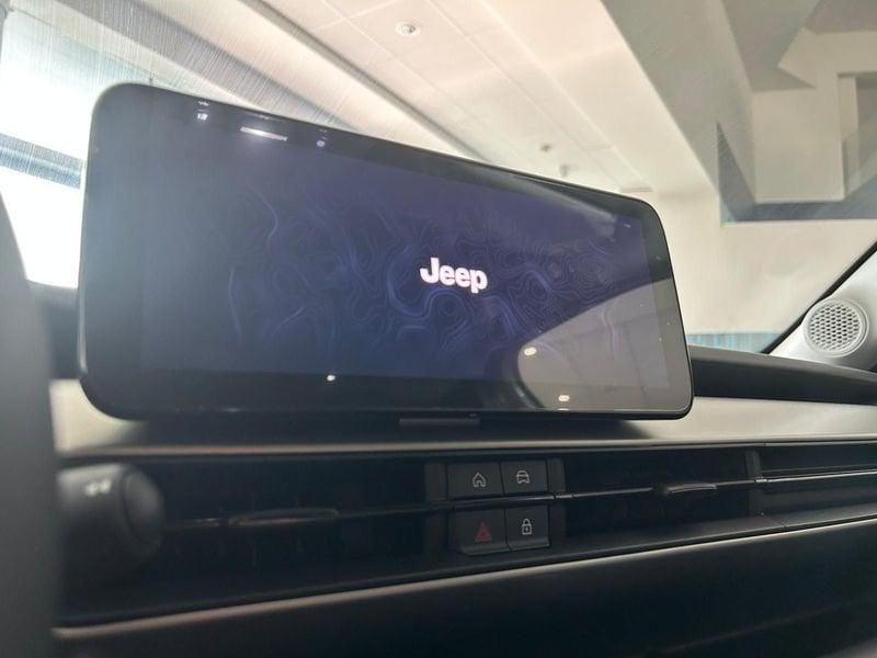 Jeep Avenger 1.2 turbo e-hybrid mhev Summit fwd 110cv edct6