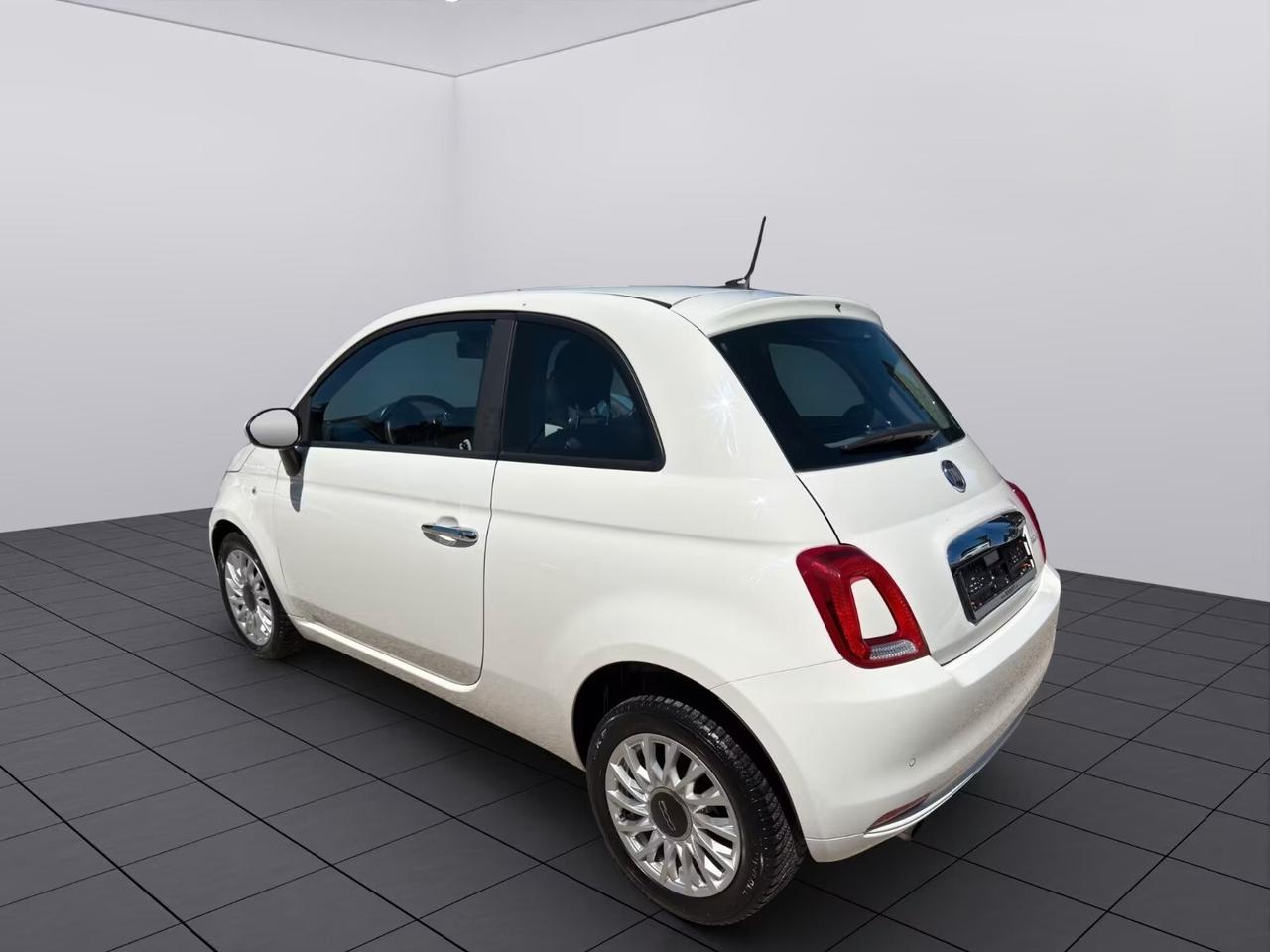 Fiat 500 Hybrid 1.0 da 70cv CarPlay - Prezzo Reale