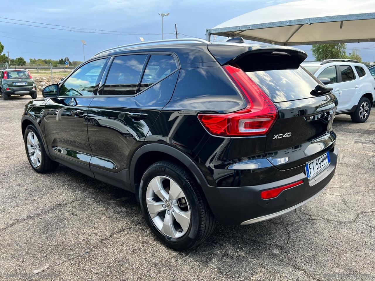 VOLVO XC40 D3 Business Plus