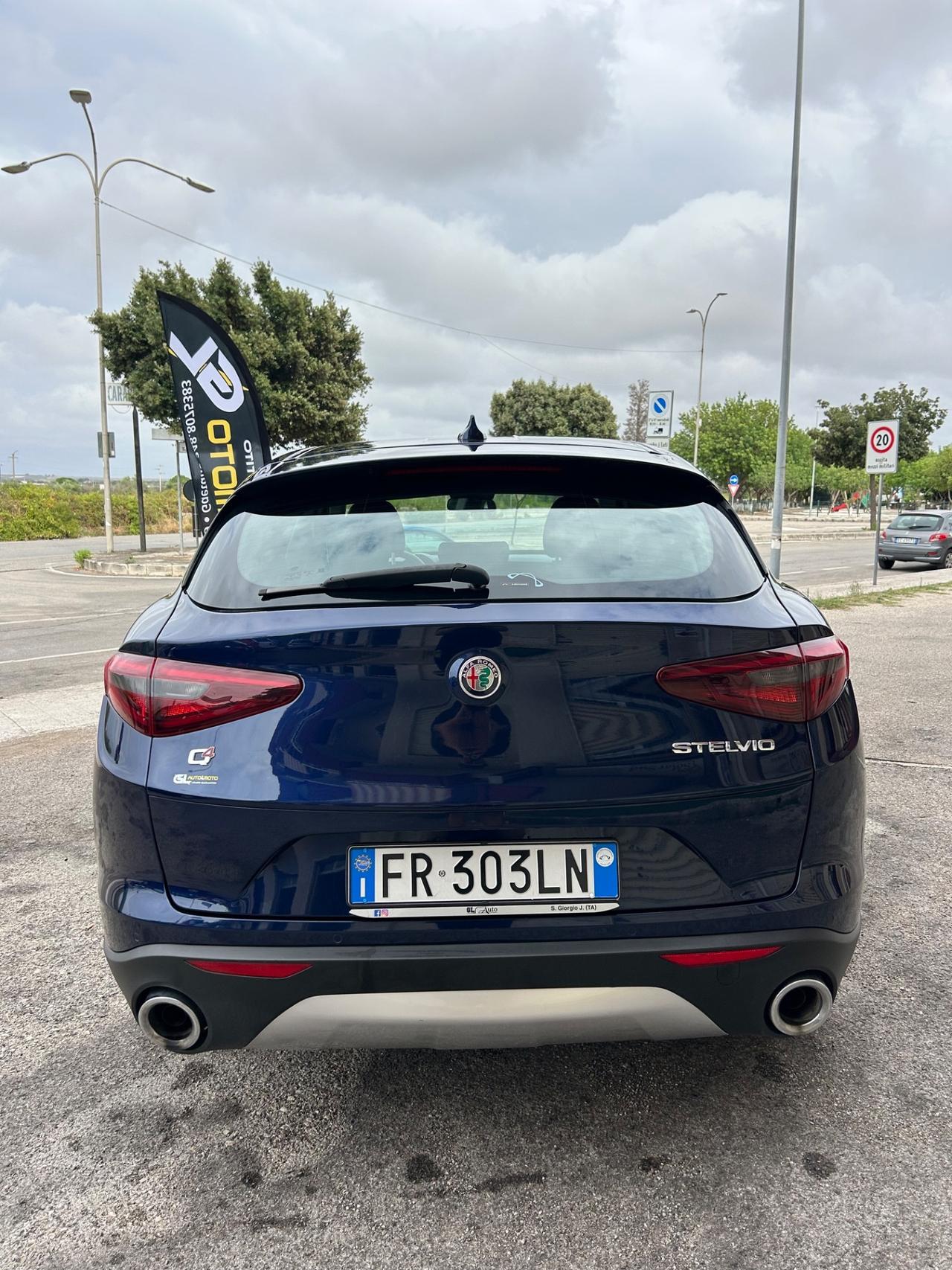 Alfa Romeo Stelvio 2.2 Turbodiesel 210 CV AT8 Q4 Super