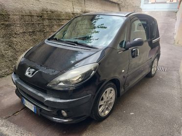Peugeot 1007 1.4 HDi Trendy 08/2006