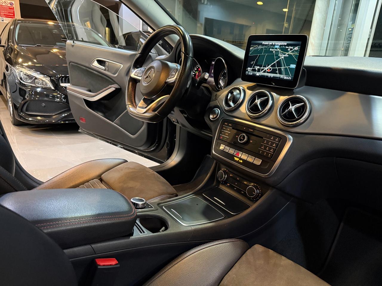 Mercedes-benz CLA 200 Premium 4matic auto 78.000 KM!!