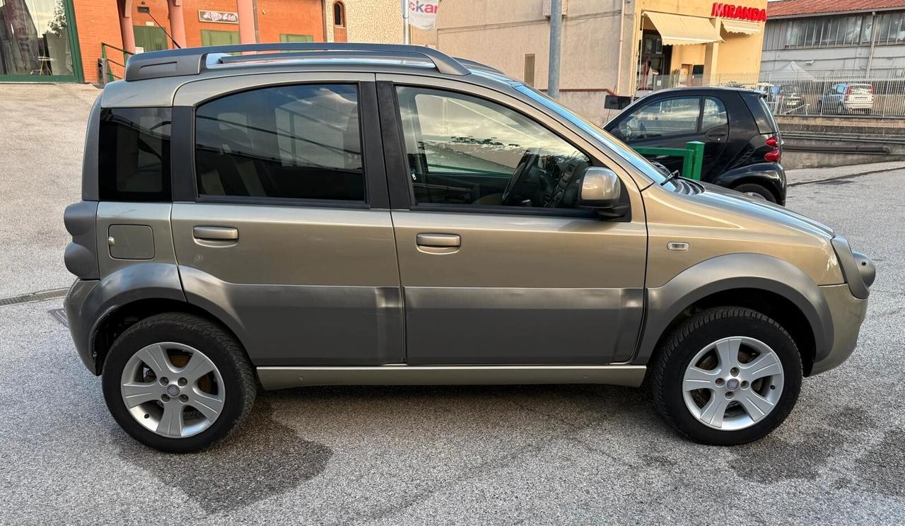 Fiat Panda 1.3 MJT 16V 4x4 CROSS