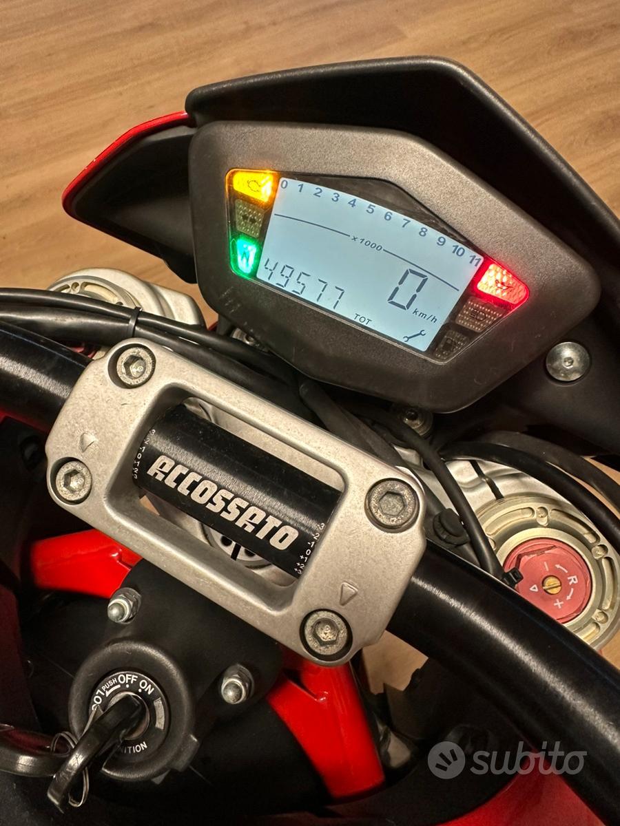 Ducati Hypermotard 1100S