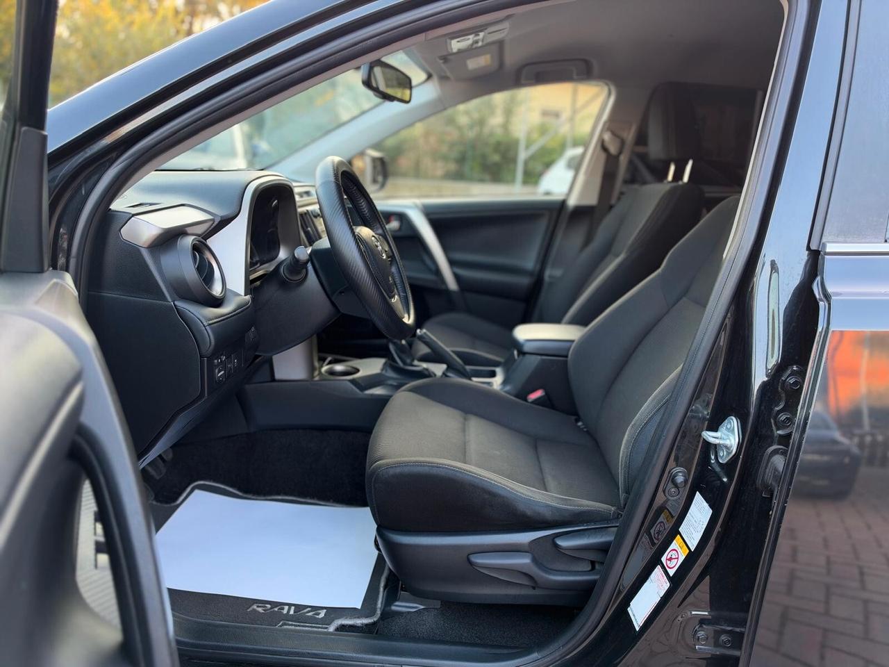 Toyota RAV 4 RAV4 2.0 D-4D 2WD Style