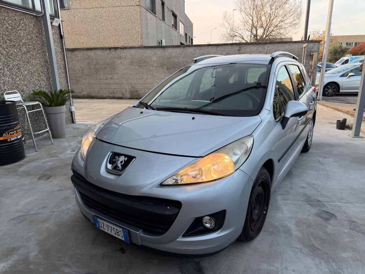 Peugeot 207 1.4 BENZINA Line ECO GPL 2030