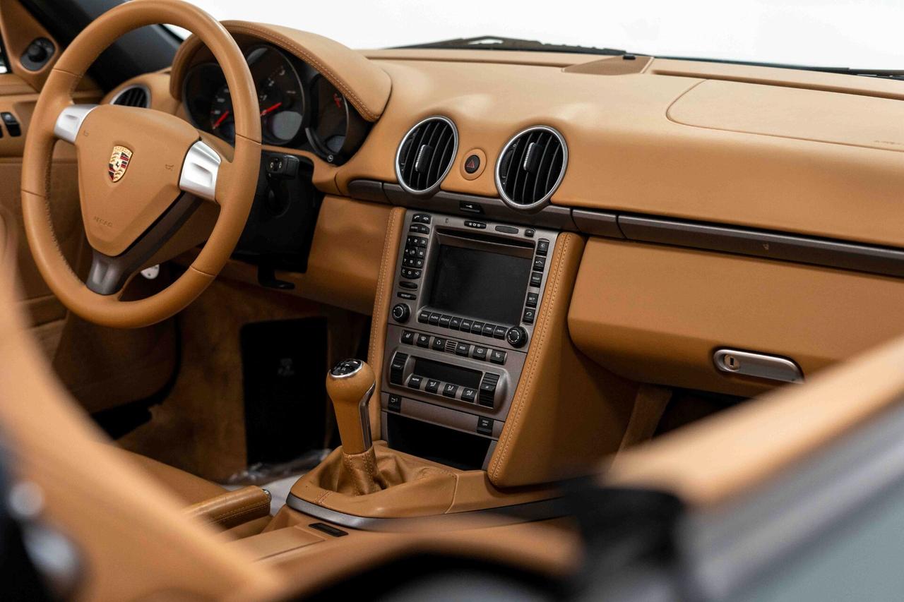 Porsche Boxster 2.7 (987)