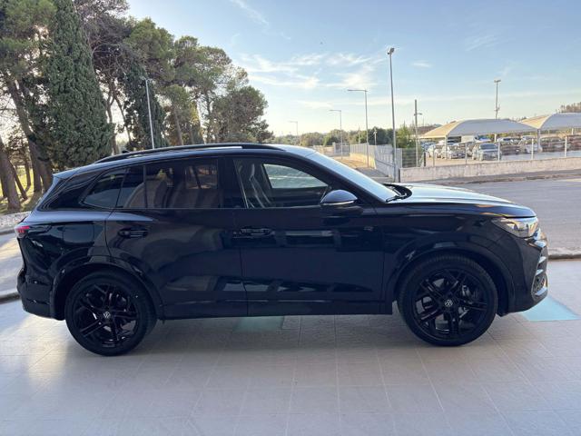 VOLKSWAGEN Tiguan 2.0 TDI 150 CV DSG R-Line Plus ''TOTAL BLACK''
