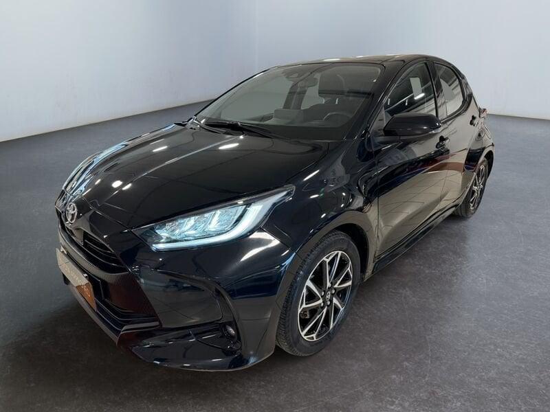 Toyota Yaris Hybrid Active MY21