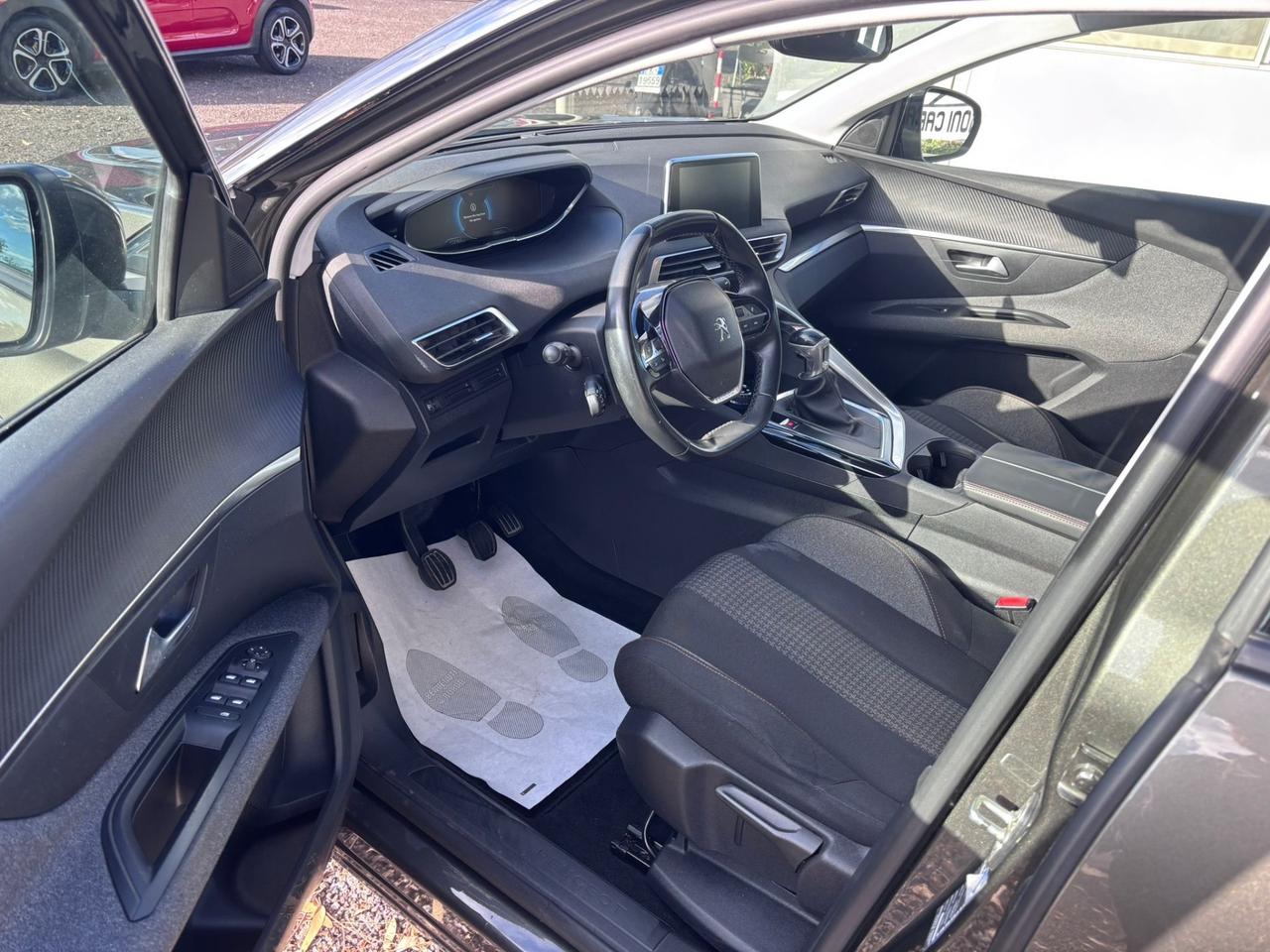 Peugeot 3008 BlueHDi 120 S&S Active