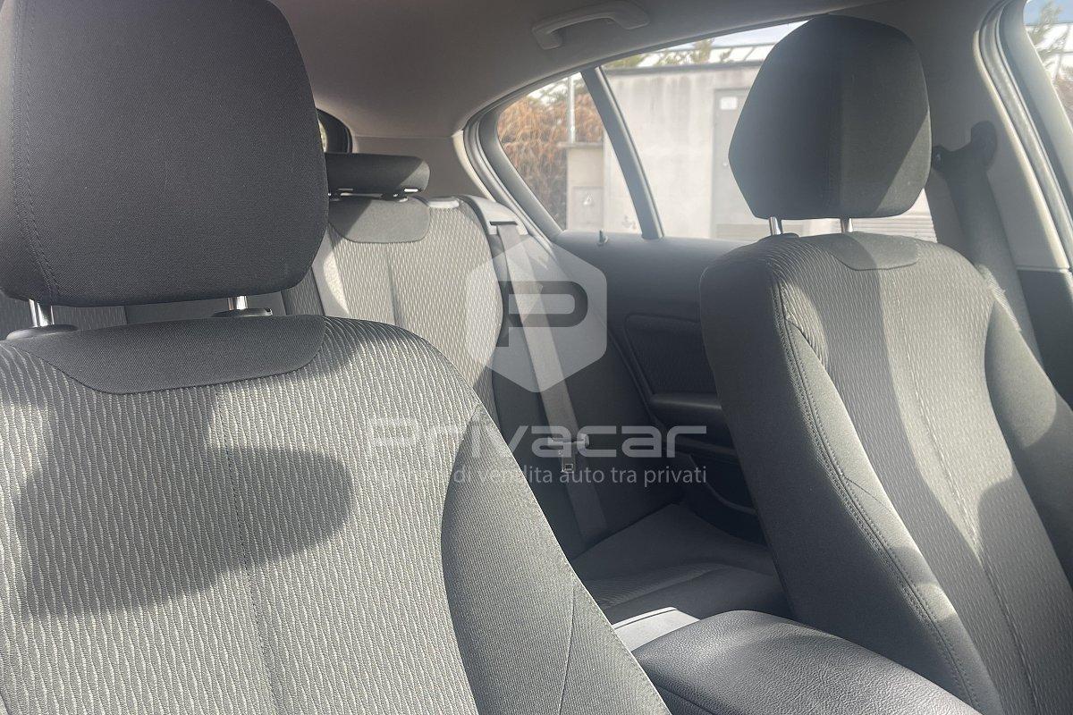 BMW 118i 5p. Advantage