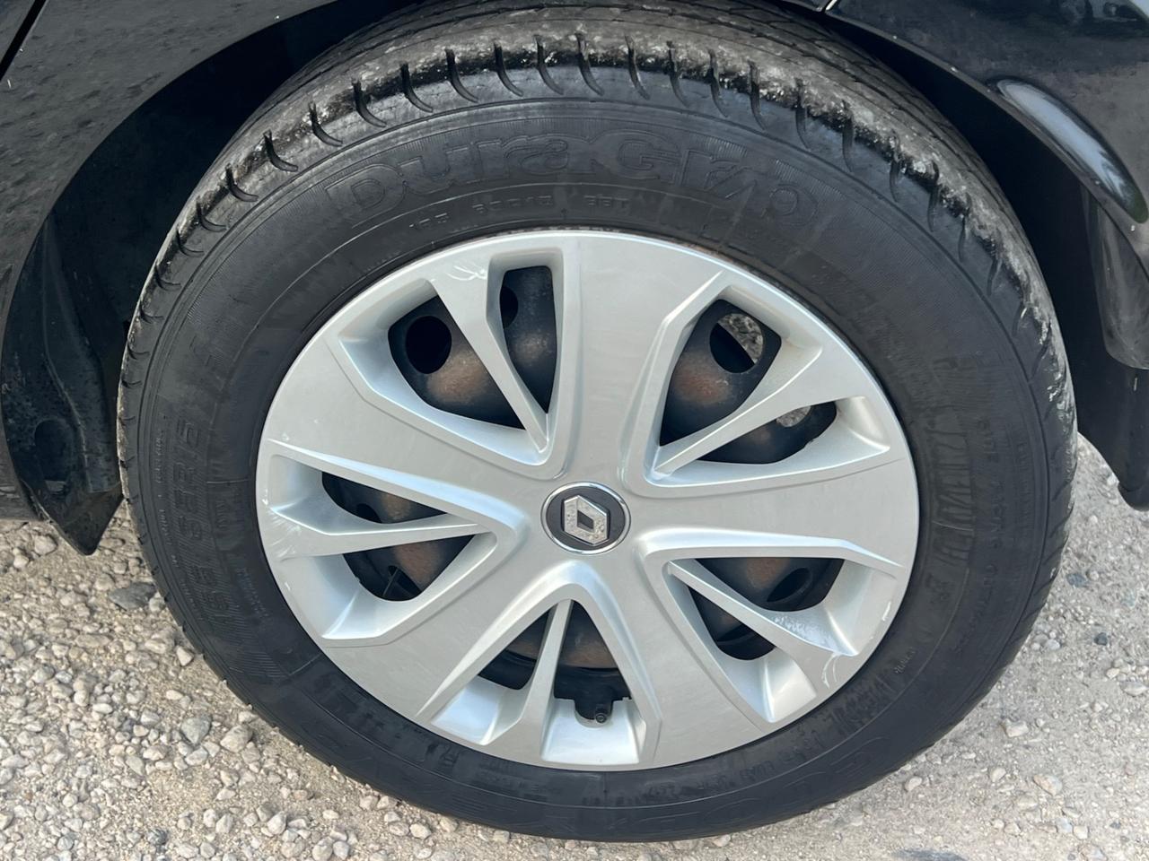 Renault Clio 1.2 75CV 5 porte Life PERMUTE RATE GARANZIA