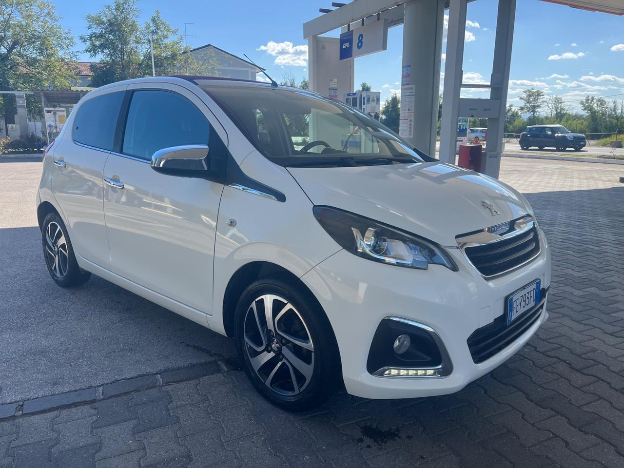 Peugeot 108 VTi 68 5 porte Allure cabrio ok neopatentati