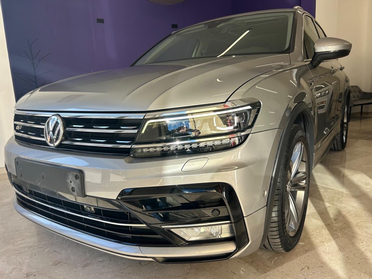 Volkswagen Tiguan 2.0 TDI R Line strafullll!!!!