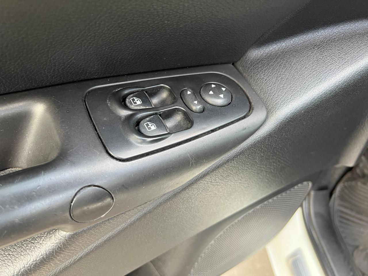 Lancia Ypsilon 1.2 Versus