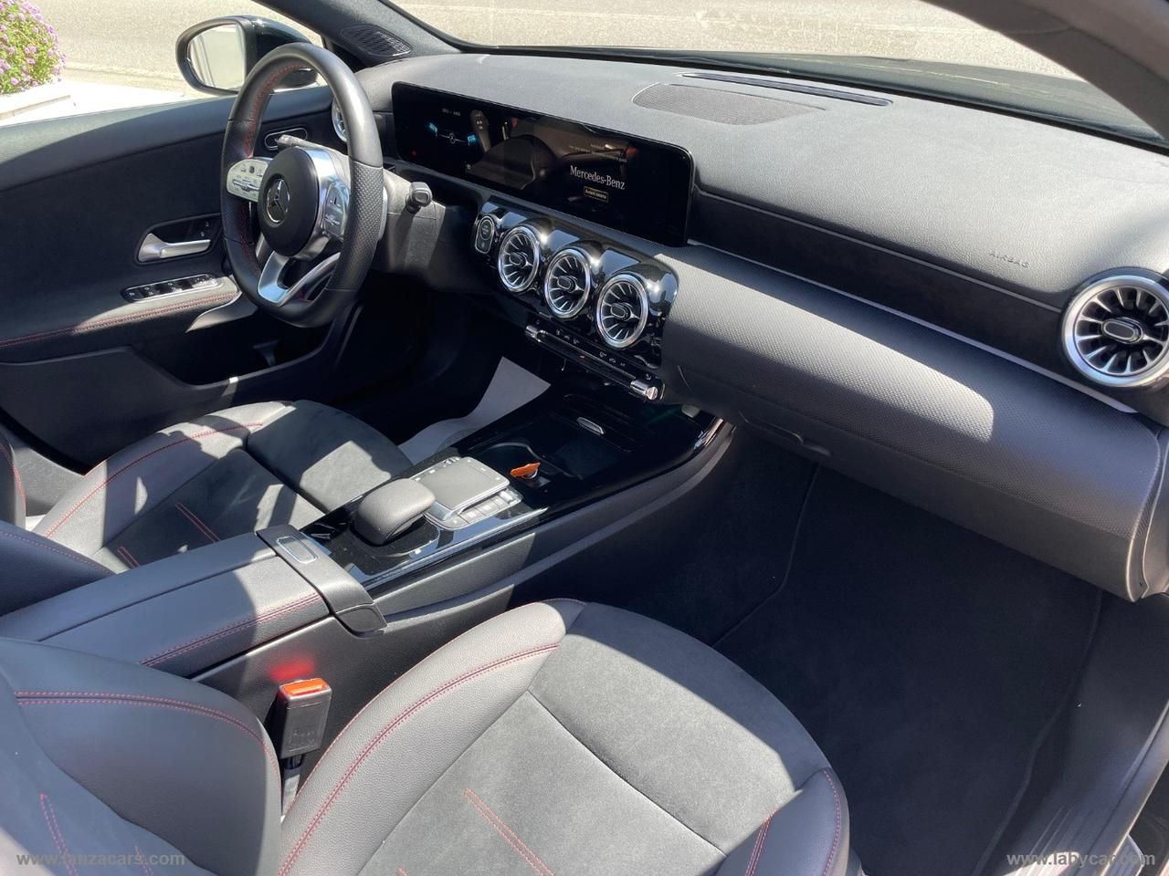 MERCEDES-BENZ A 200 d Automatic Premium Plus AMG Line