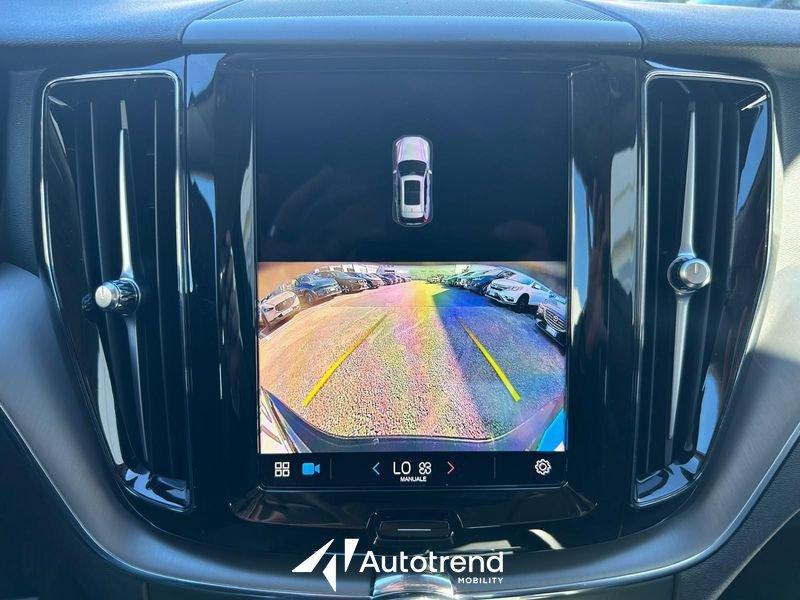 Volvo XC60 B4 197+14 CV Automatica Mild Hybrid Diesel Core in Conto Vendita
