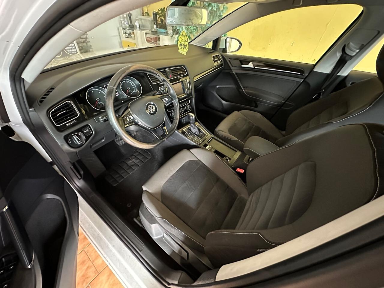 Volkswagen Golf 1.6 TDI DSG 5p. Highline cinghia fatta