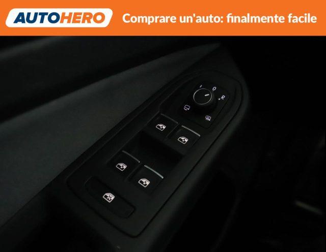 VOLKSWAGEN Golf 1.5 TSI EVO ACT R-Line