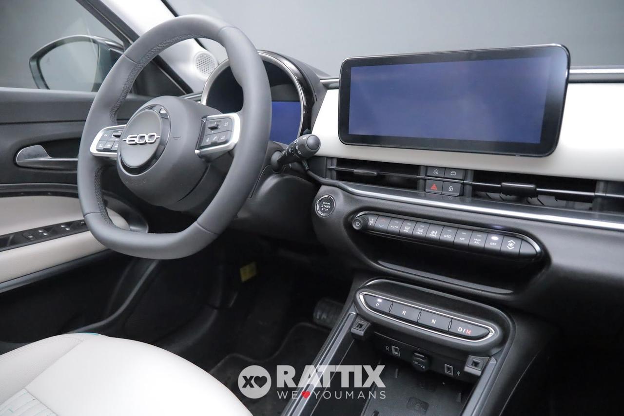 Fiat 600 1.2 hybrid 145CV La Prima auto