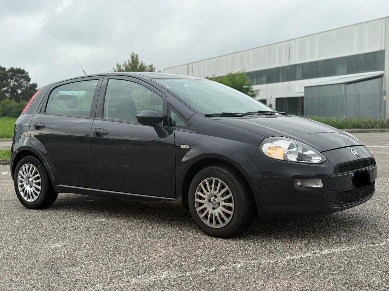 Fiat Punto 1.3 MJT II 75 CV 5 porte Street