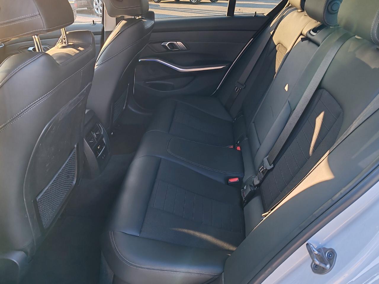 Bmw 320d xDrive 48v Business Advantage Aut.