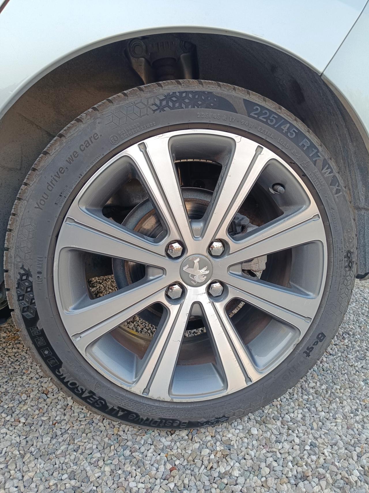 Peugeot 308 1.6 8V e-HDi 112CV Stop&Start robotiz. 5p. Allure