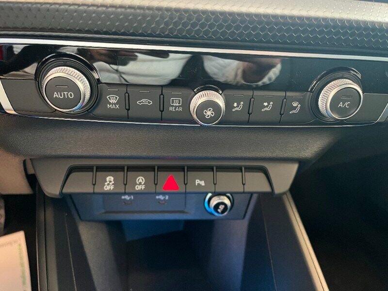Audi A1 A1 allstreet 30 TFSI S tronic Identity Contrast