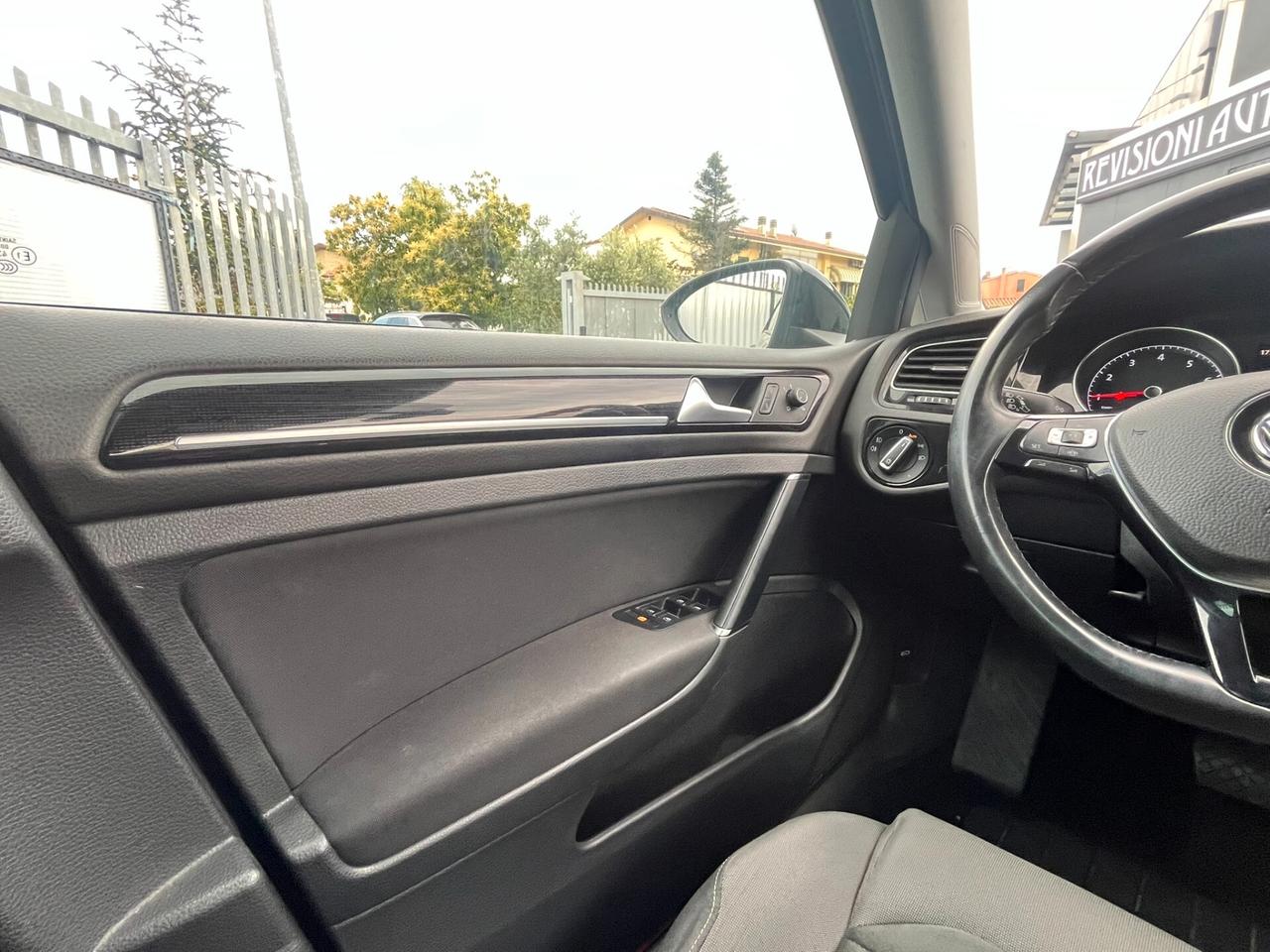 Volkswagen Golf 1.5 TGI DSG 5p. Executive BlueMotion Technology