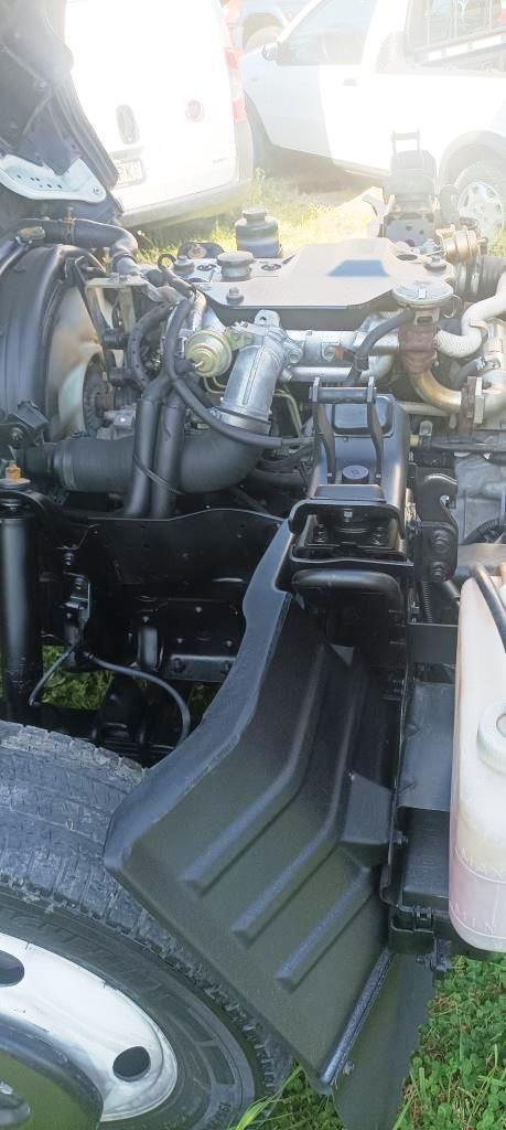 ISUZU NPR