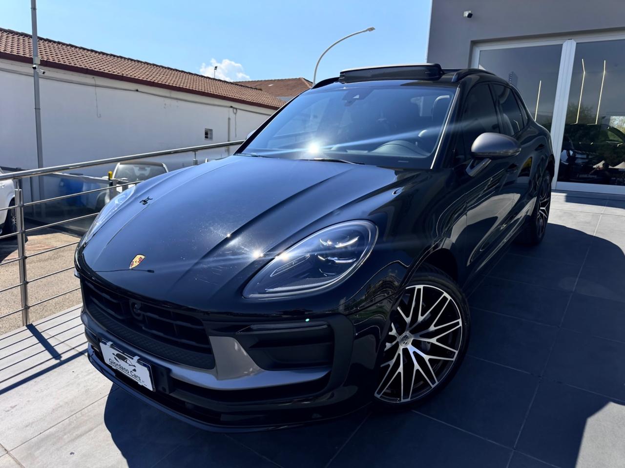 Porsche Macan 2.0 T 265cv Full tetto apribile in garanzia totale