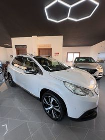 Peugeot 2008 1.6 e-HDi 115 CV Stop&Start Féline