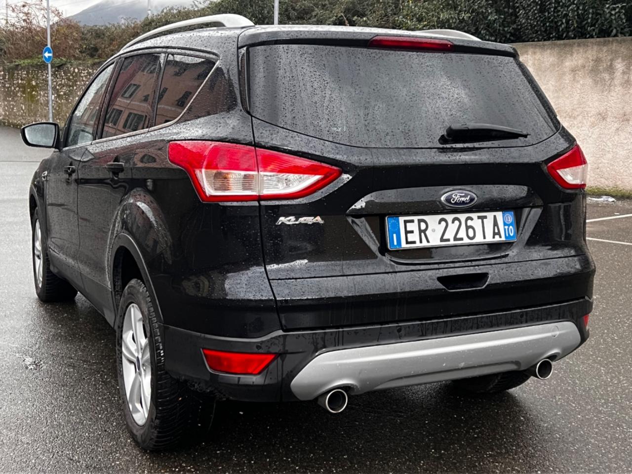 Ford Kuga 2.0 TDCI 140 CV 2WD Titanium