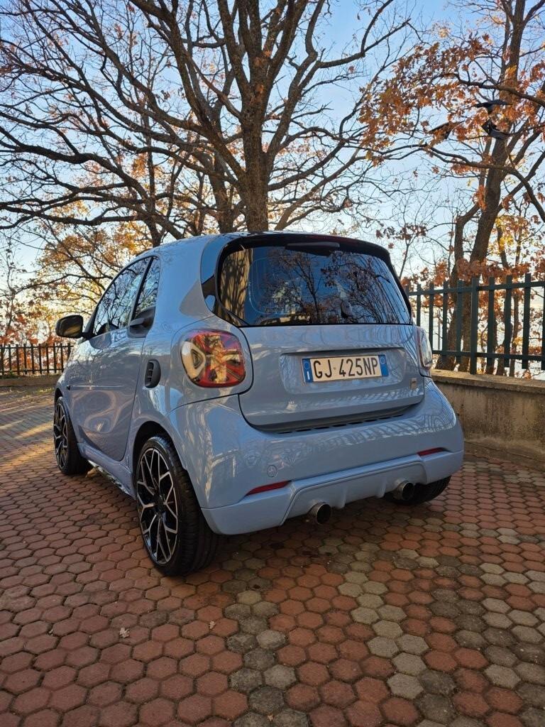 Smart ForTwo 0.9 Turbo twinamic Brabus edition