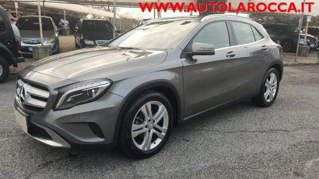 MERCEDES-BENZ GLA 180 d Sport