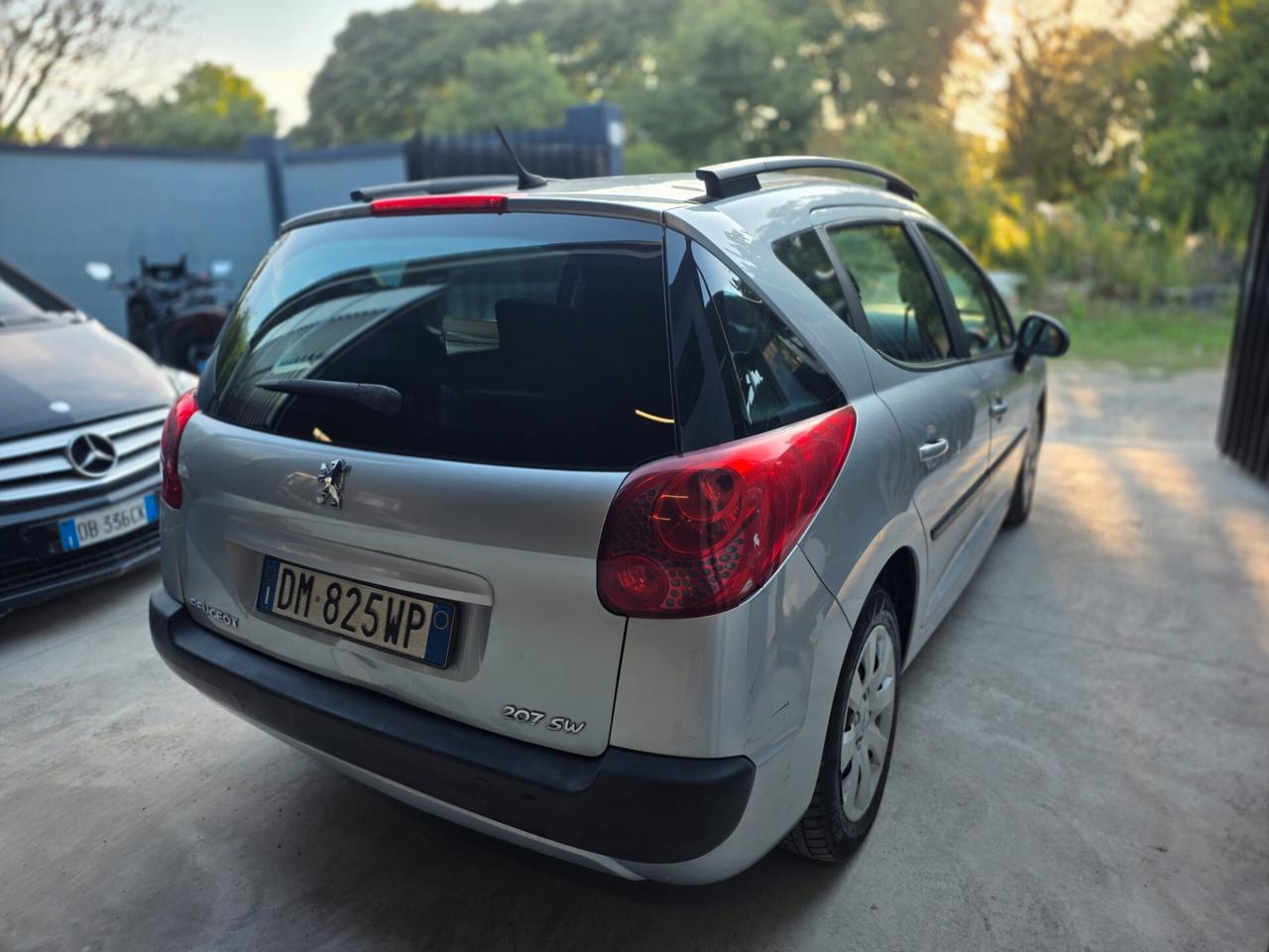 Peugeot 207 1.4 8V 75CV SW X Line ECO GPL