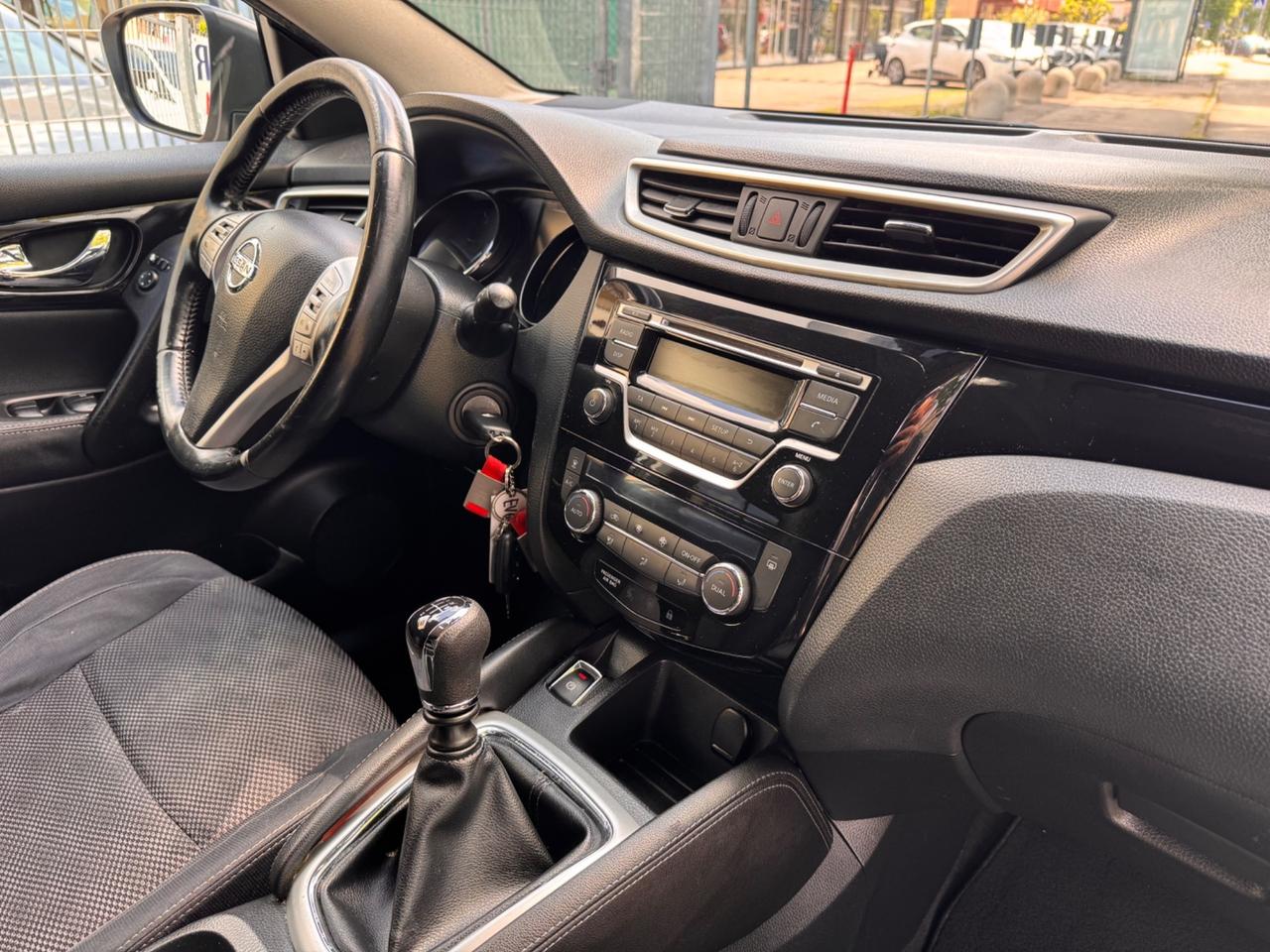 Nissan Qashqai 1.5 dCi neopaten garanzia 12 mesi