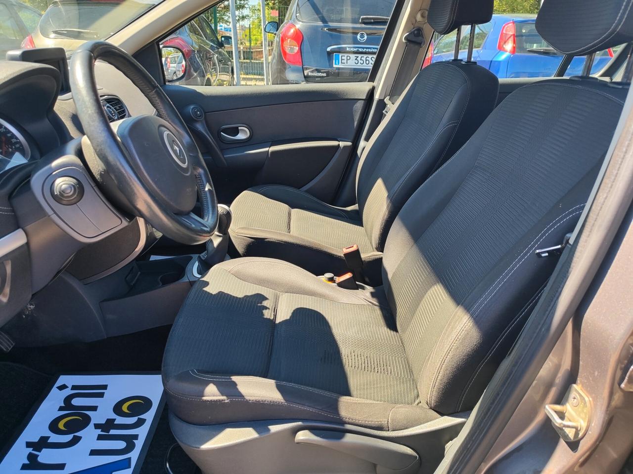 Renault Clio 1.2 16V 5 porte 20th Anniversario
