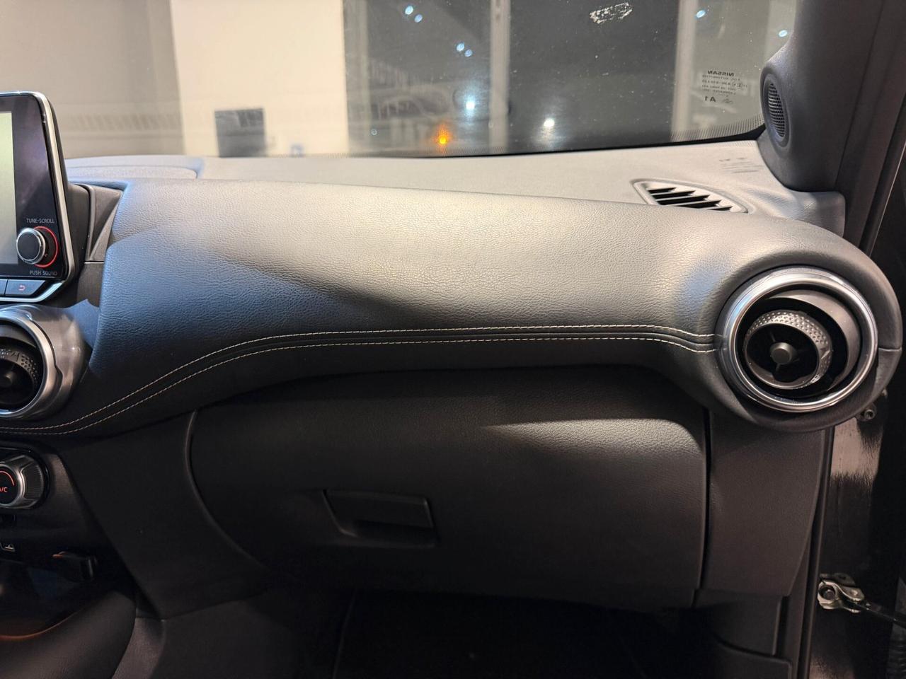 Nissan Juke 1.0 DIG-T 114 CV N-Connecta