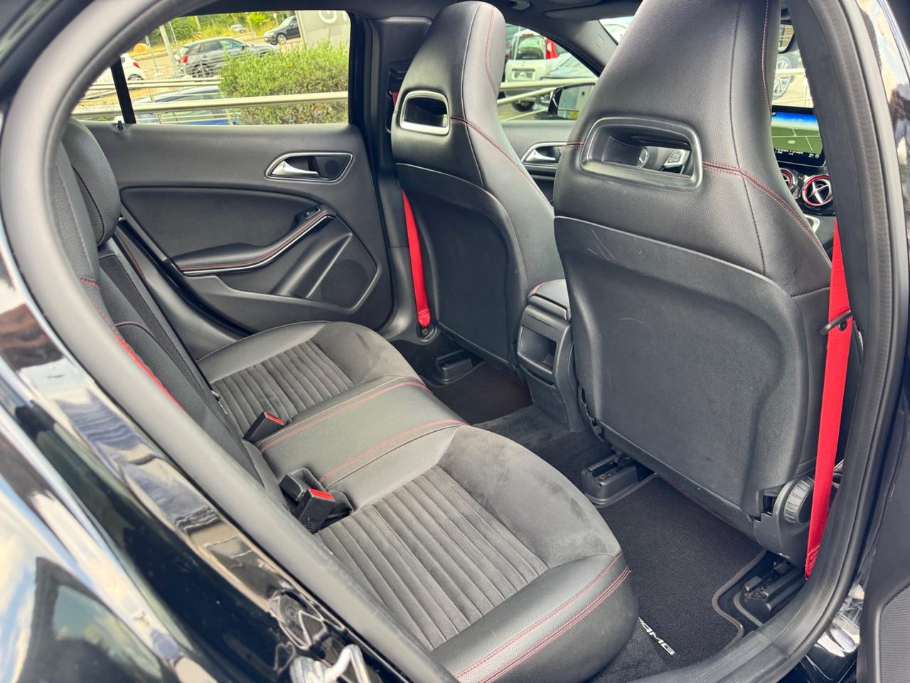 Mercedes-benz GLA 45 AMG 2.0 381cv turbo pack scarichi performance
