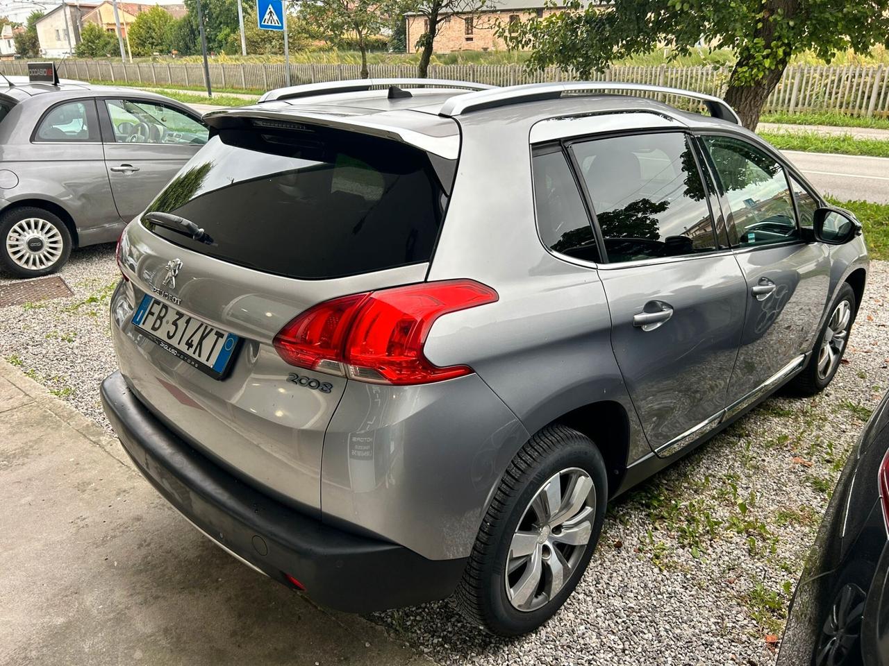 Peugeot 2008 PureTech 82 Allure
