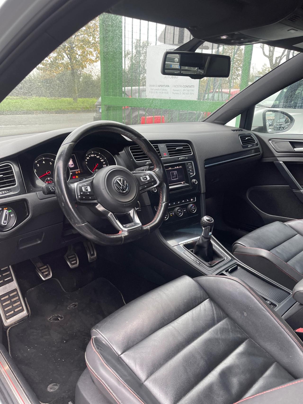 Volkswagen Golf GTI Golf GTI Performance 2.0 TSI 3p. BlueMotion Technology