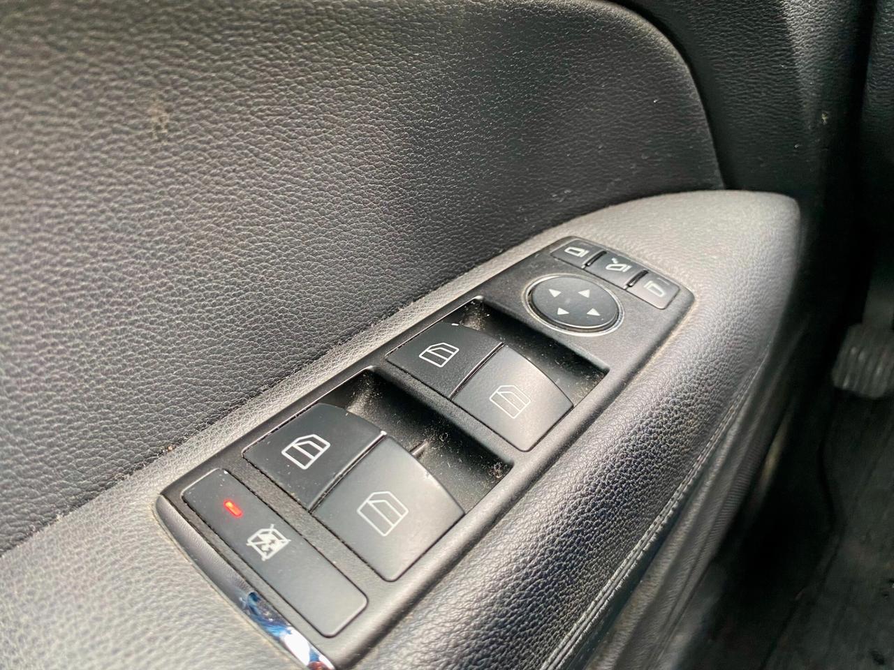 Mercedes-Benz E 220 Coupe cdi be Executive 170cv UNICO PROPRIETARIO