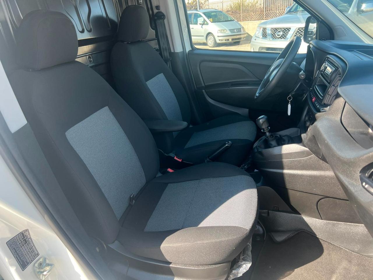 Fiat Doblo 1.6 M.jet 105CV 6M -TETTO ALTO-