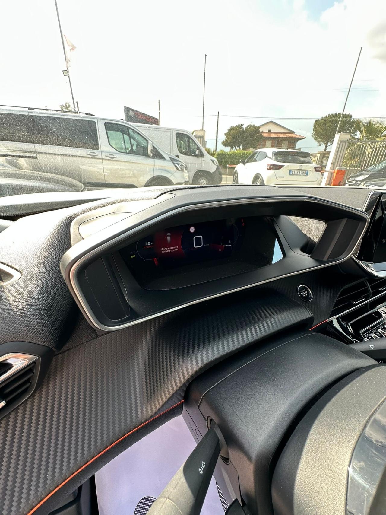 Peugeot 2008 PureTech 100 S&S Allure