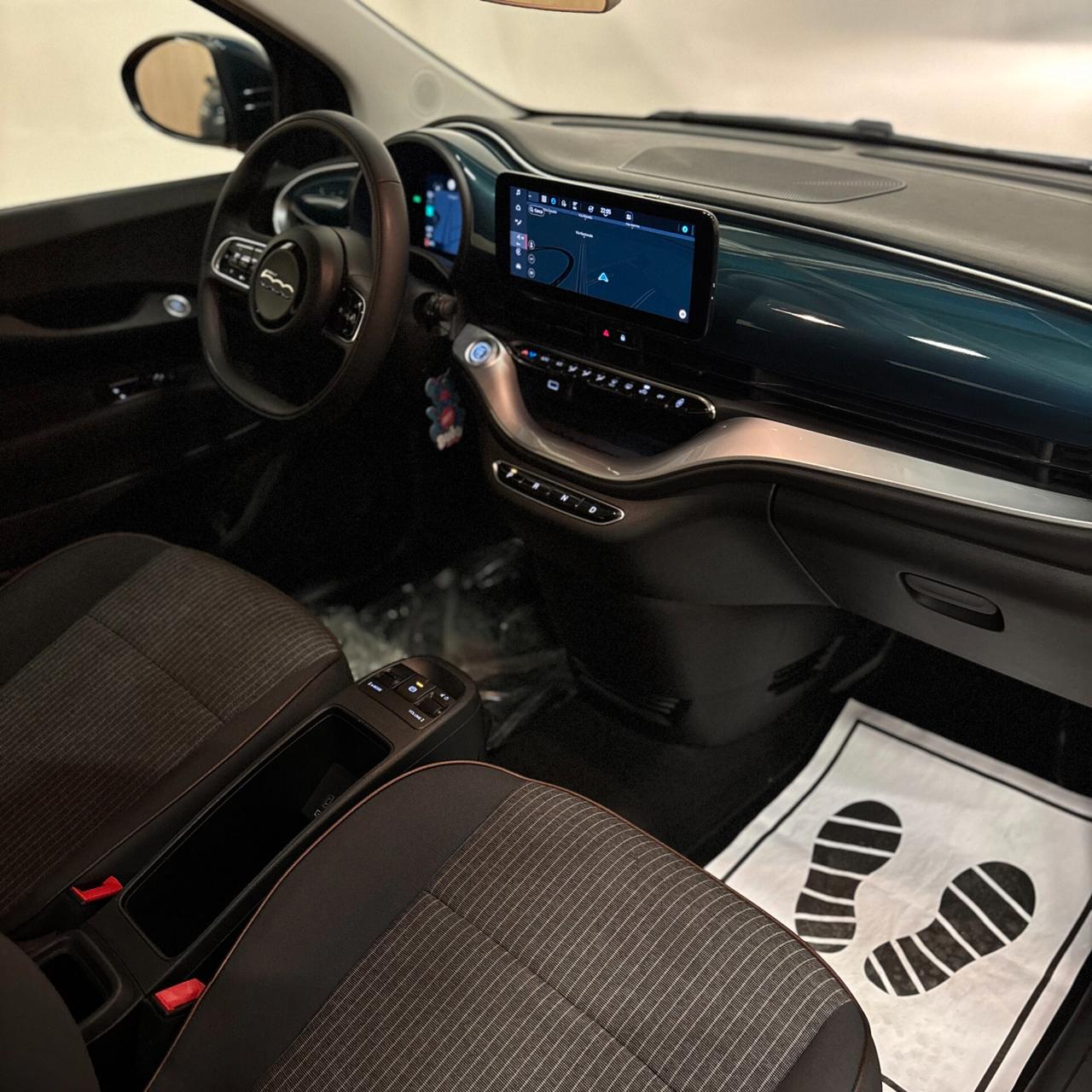 Fiat 500 500e Berlina 42 kWh Icon