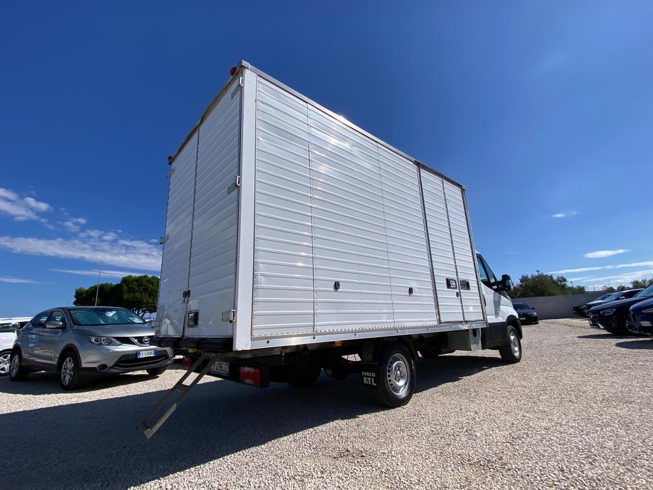 Iveco Daily 35S15 2.3 MTJ ALLESTIMENTO BOX UNICO PROPIETARIO 145CV