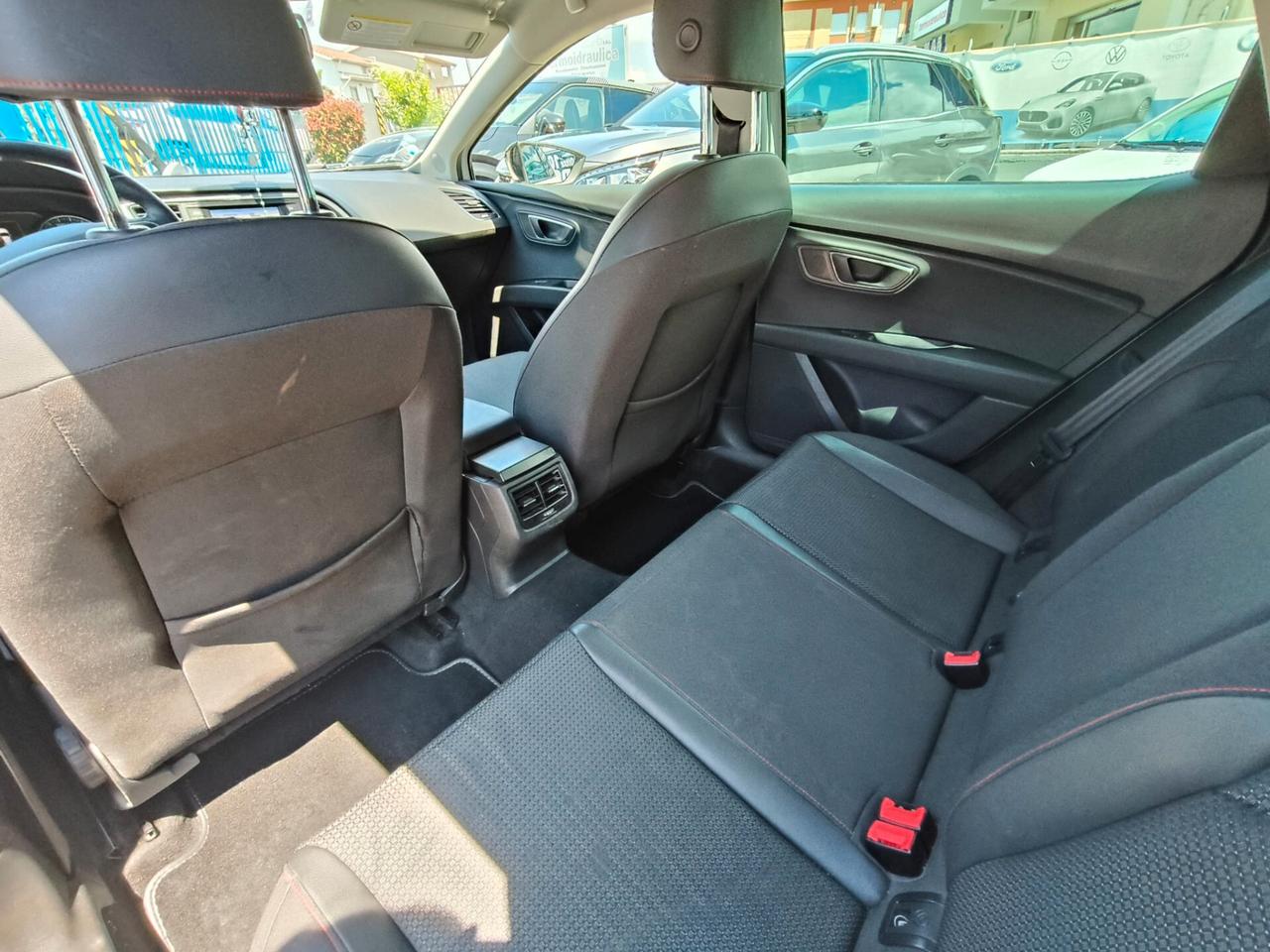 Seat Leon 2.0 TDI 184 CV DSG 5p. FR